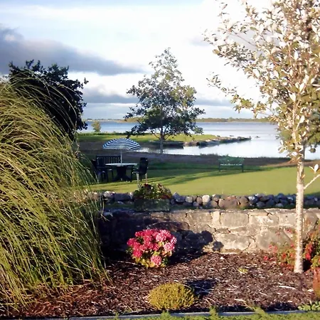 Nocleg ze śniadaniem The Waterfront House Country 3*