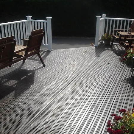 The Waterfront House Country