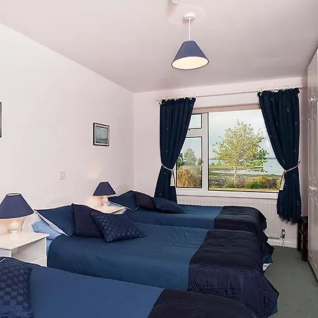 The Waterfront House Country 3* Oughterard