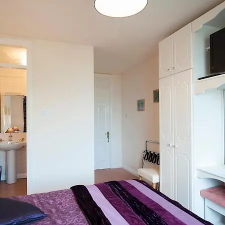 The Waterfront House Country Nocleg ze śniadaniem