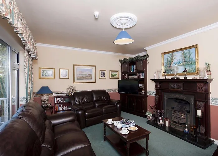 Oda ve Kahvaltı The Waterfront House Country Oughterard
