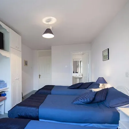 The Waterfront House Country Bed & Breakfast Oughterard