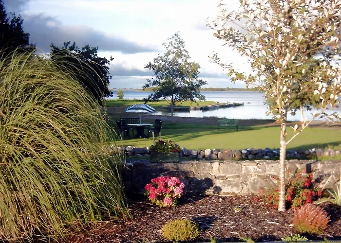 Bed & Breakfast The Waterfront House Country 3*