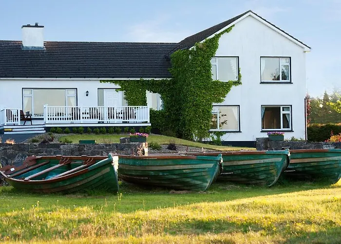 The Waterfront House Country 3*